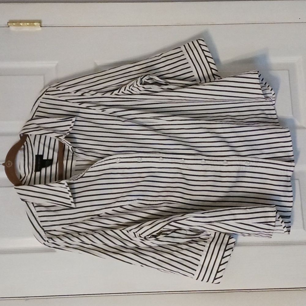 Lane Bryant stripe button-down blouse size 22/24W  white and black 1/4 sleeve
